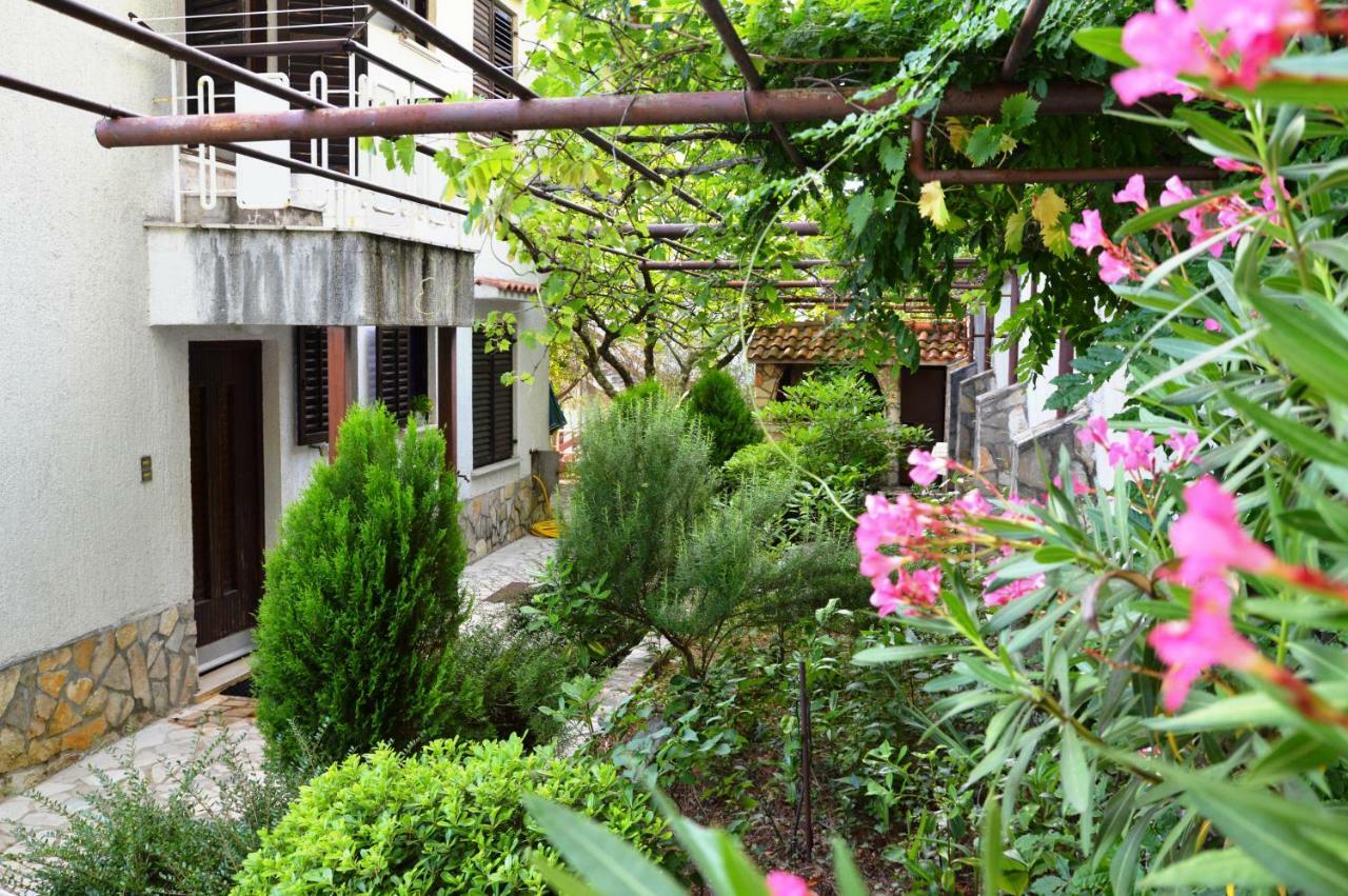 נייביצה Apartments Martina מראה חיצוני תמונה
