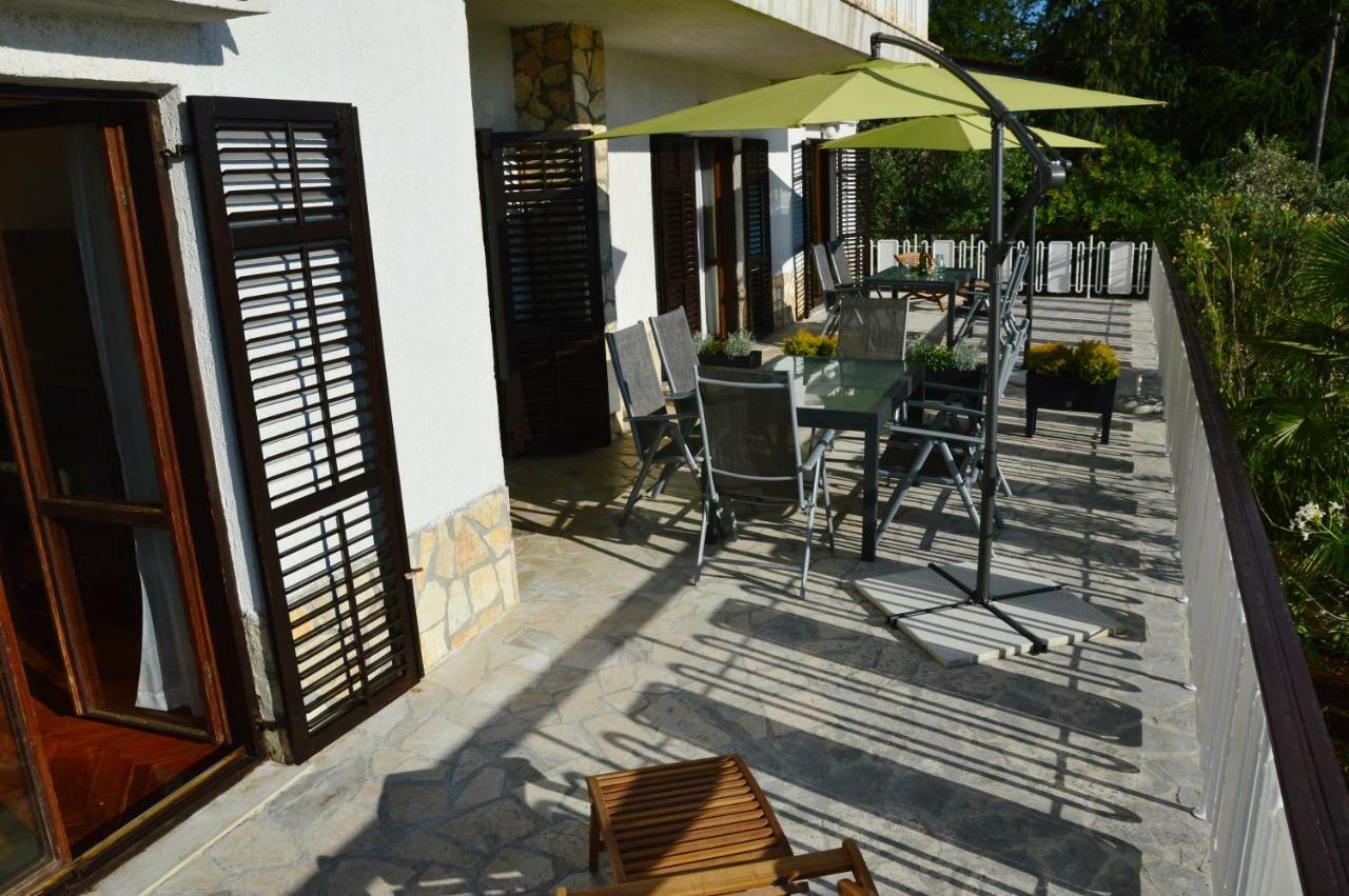 נייביצה Apartments Martina מראה חיצוני תמונה